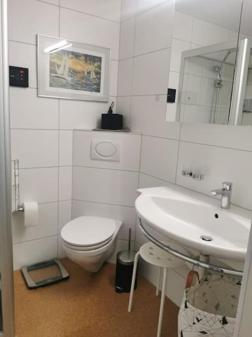 Neb-Thun Einigen, Wohnung Am See Spiez Εξωτερικό φωτογραφία